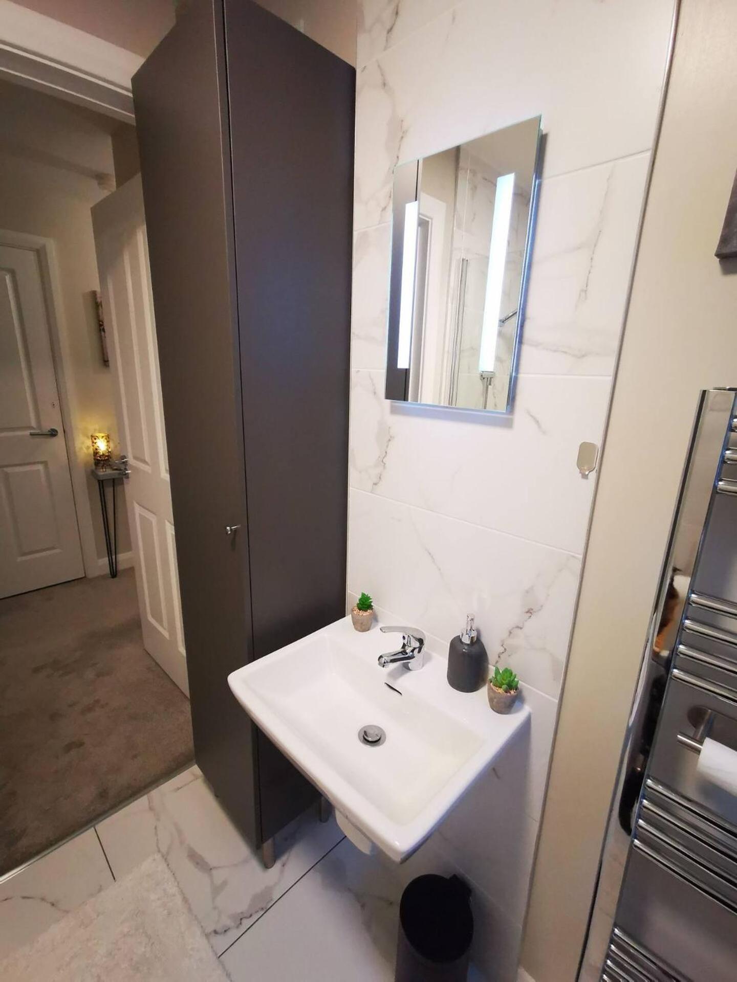 Belfast Central 2 Bedroom Luxurious Modern Stay Esterno foto