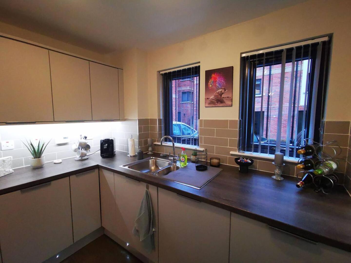 Belfast Central 2 Bedroom Luxurious Modern Stay Esterno foto